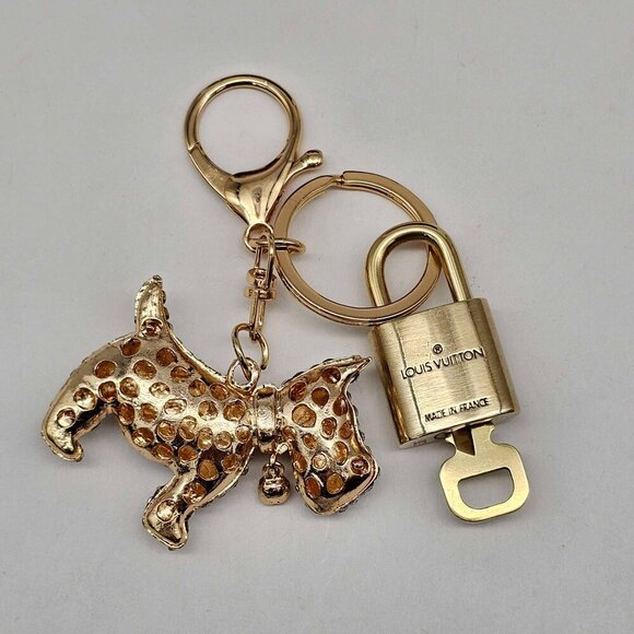 Authentic Louis Vuitton Lock & Key with unbranded Puppy Bagcharm, Keycharm 1129 - Picture 4 of 7